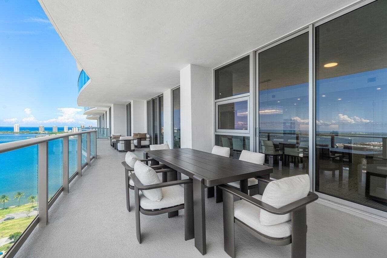 220 Lake Shore Drive 2109 photo 12