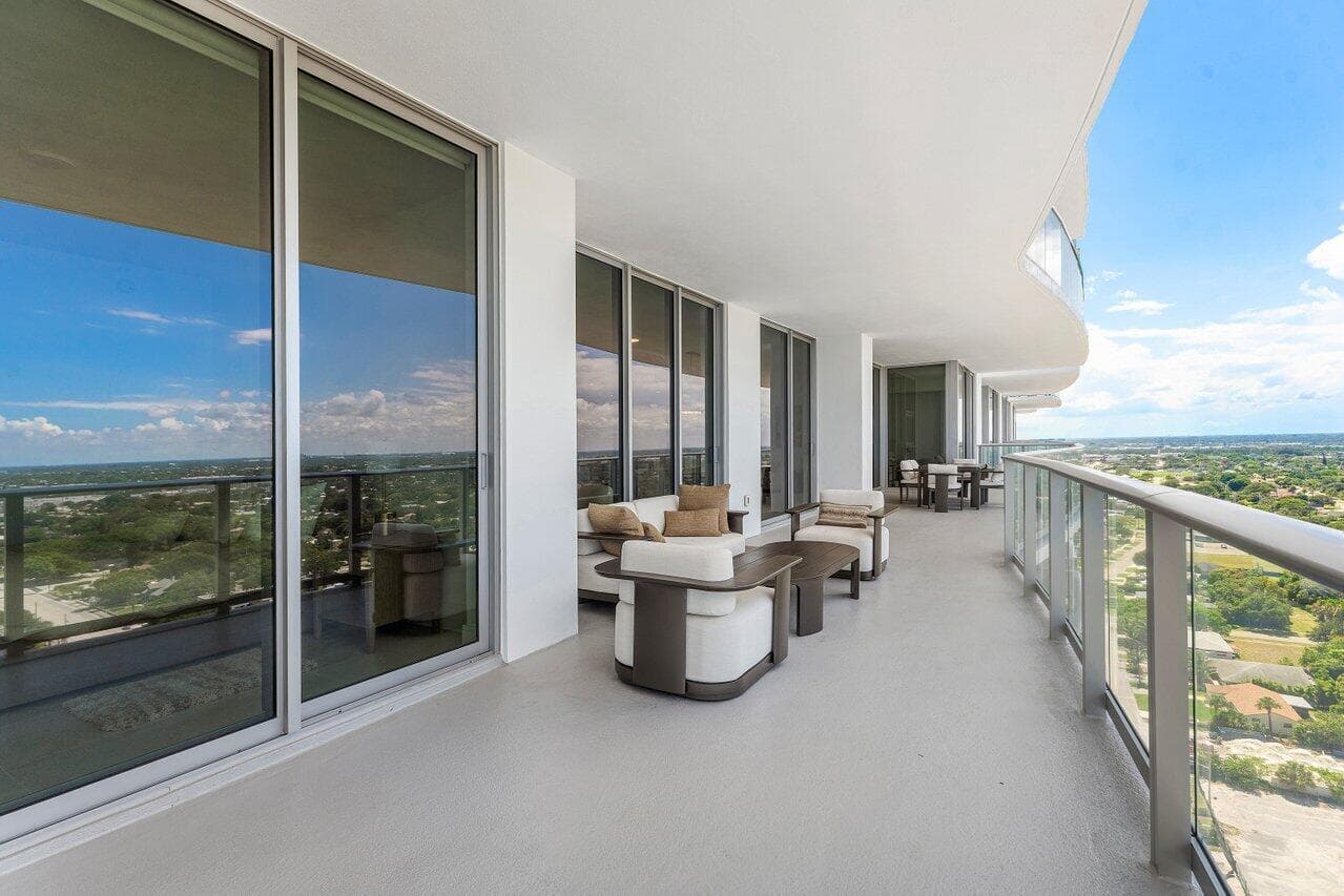 220 Lake Shore Drive 2109 photo 11