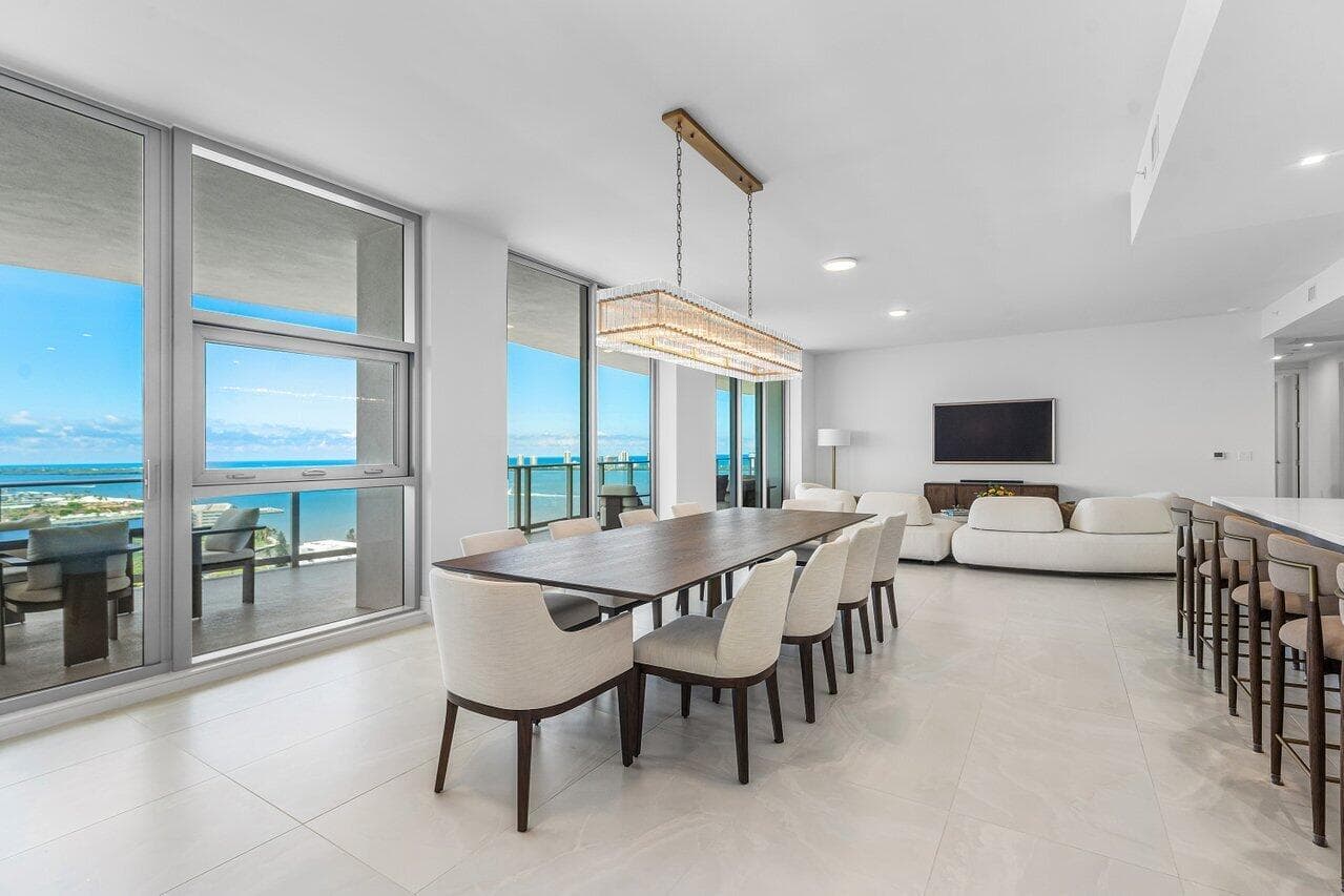 220 Lake Shore Drive 2109 photo 8