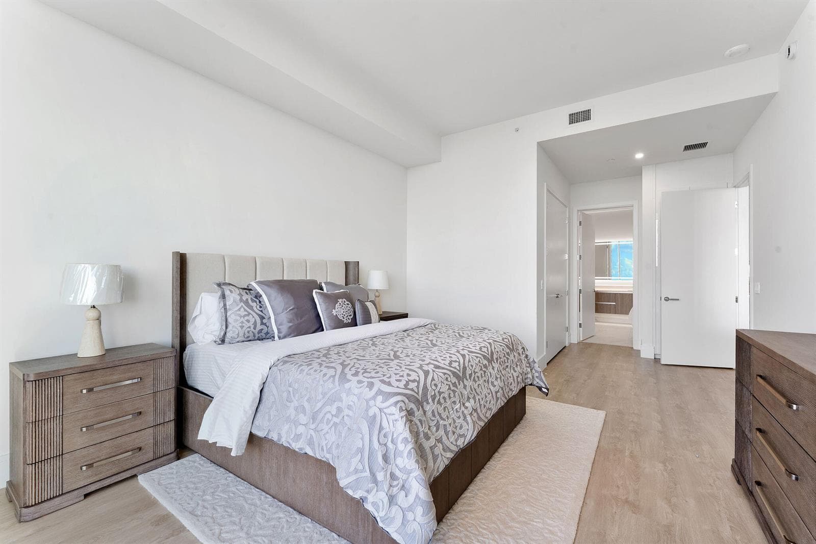 220 Lake Shore Drive Penthouse 2321 photo 13