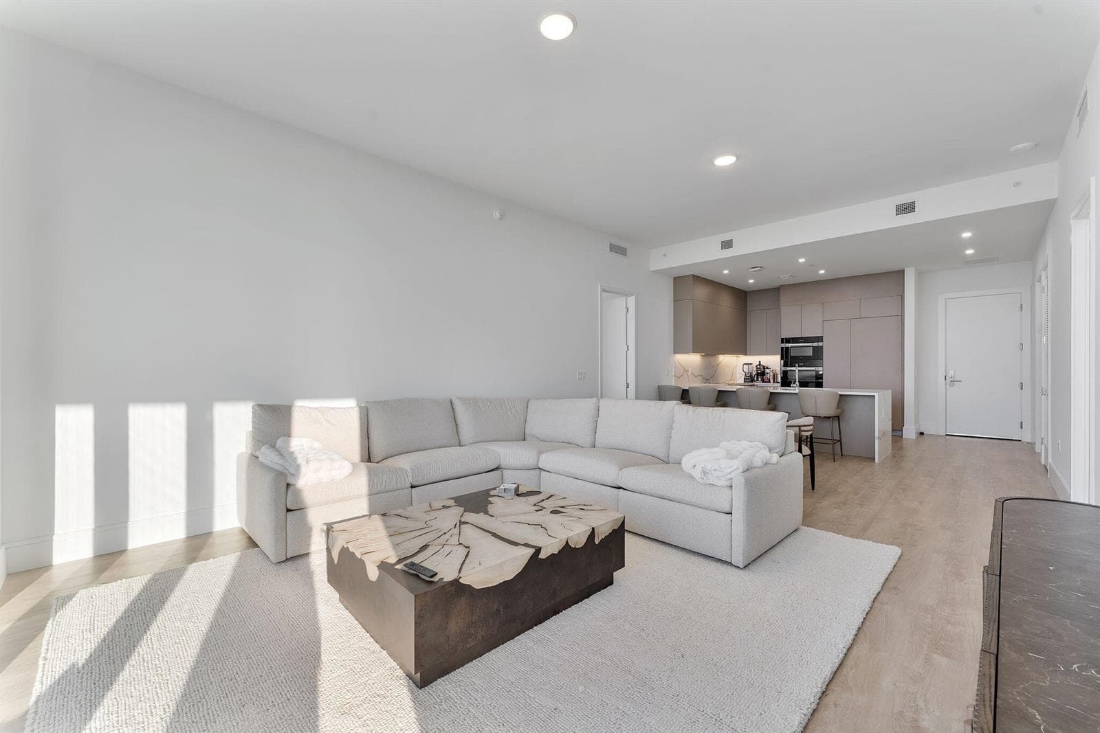 220 Lake Shore Drive Penthouse 2321 photo 17