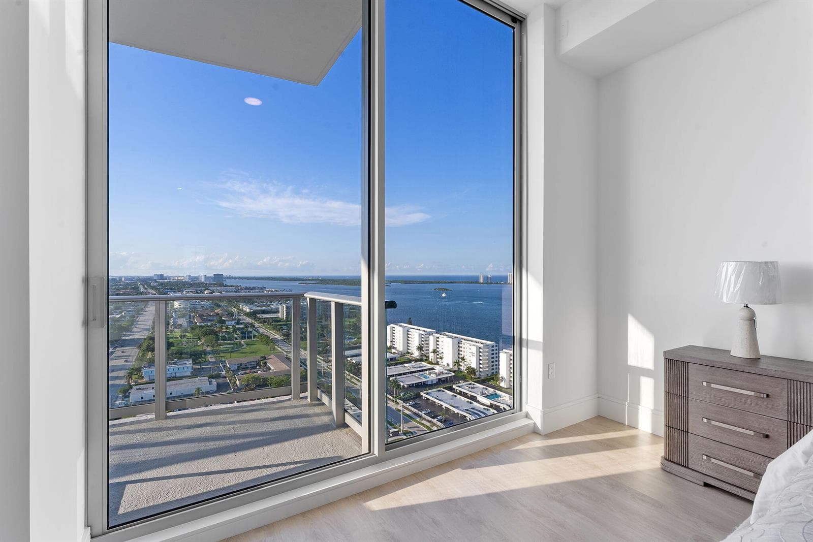 220 Lake Shore Drive Penthouse 2321 photo 14