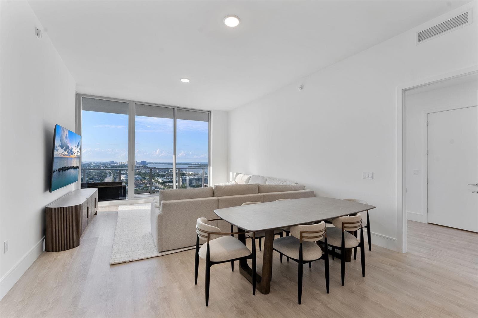 220 Lake Shore Drive Penthouse 2321 photo 18