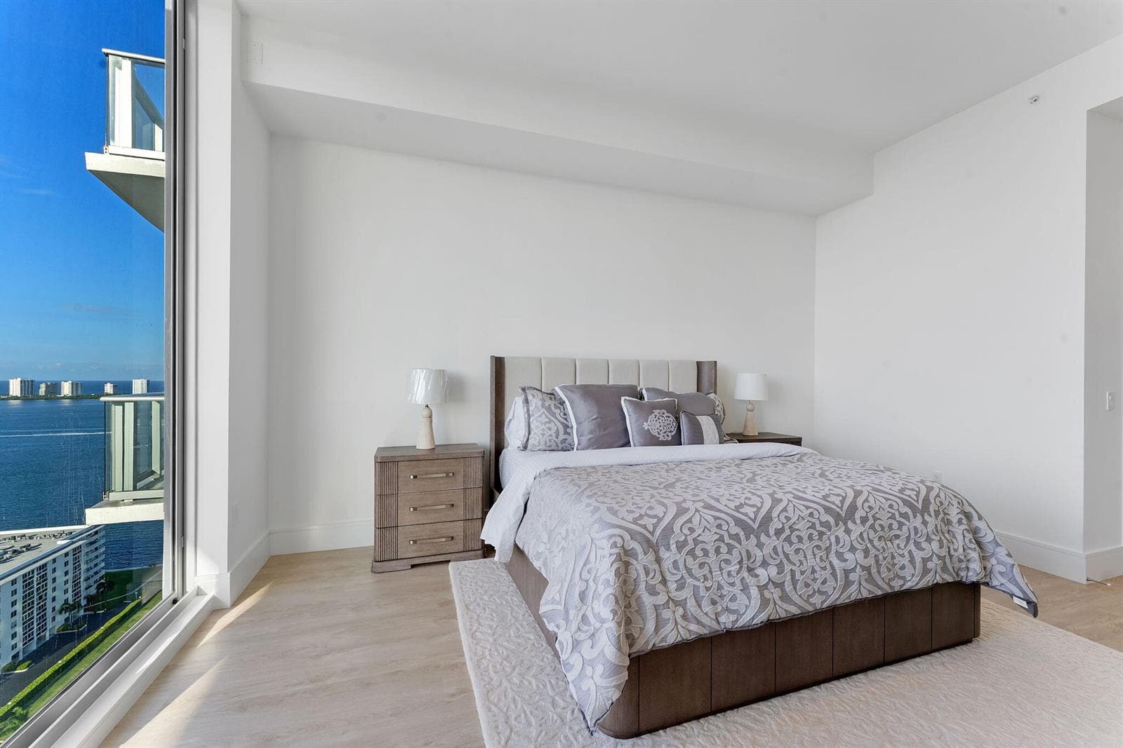 220 Lake Shore Drive Penthouse 2321 photo 11