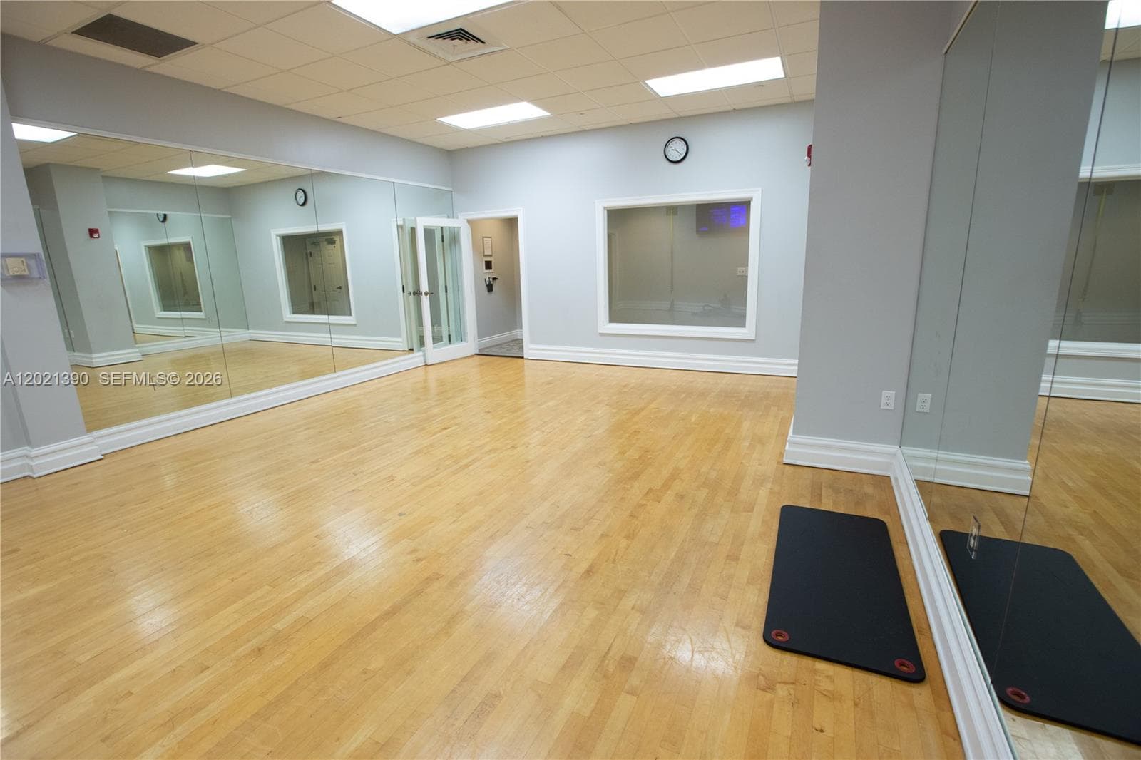 2501 Ocean Dr 1603 photo 24