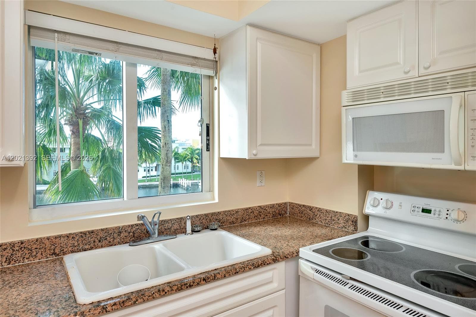 5900 Collins Ave 408 photo 16