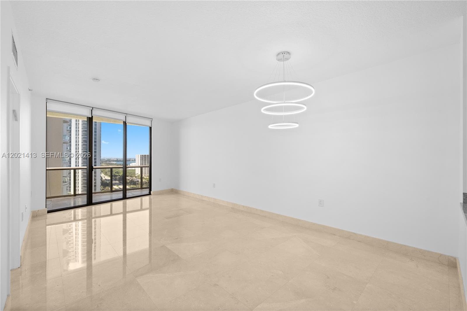 16275 Collins Ave 1703 photo 10