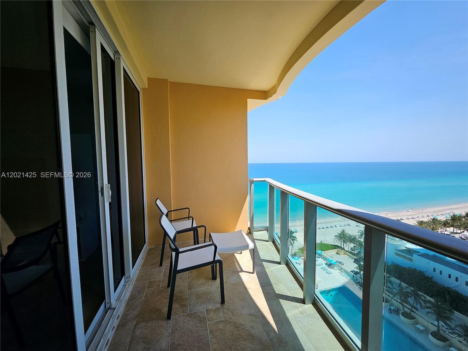2501 Ocean Dr PH17 photo 2