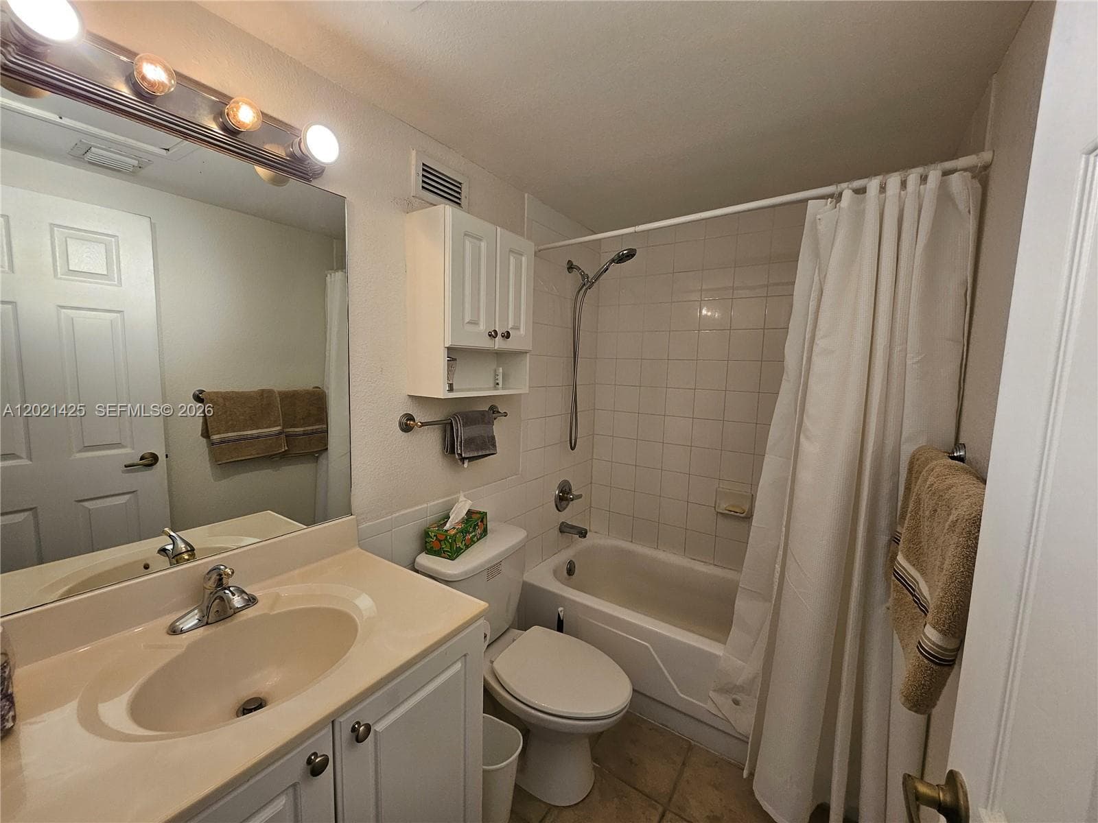 2501 Ocean Dr PH17 photo 11