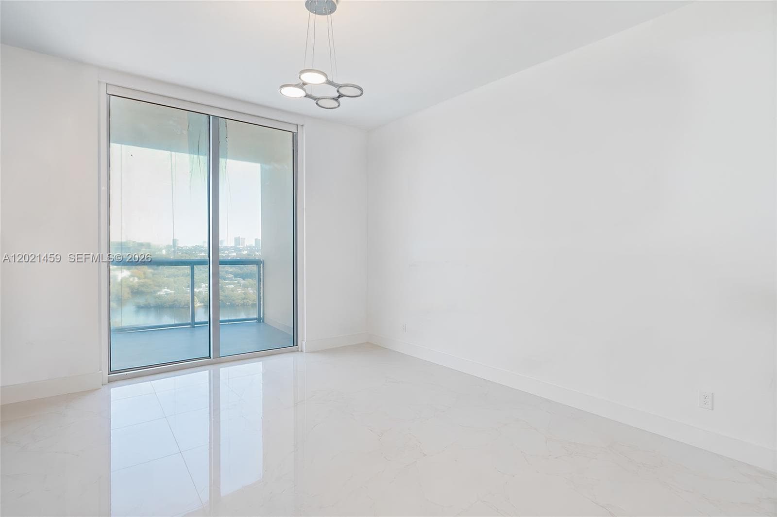 17301 Biscayne Blvd 1008 photo 17