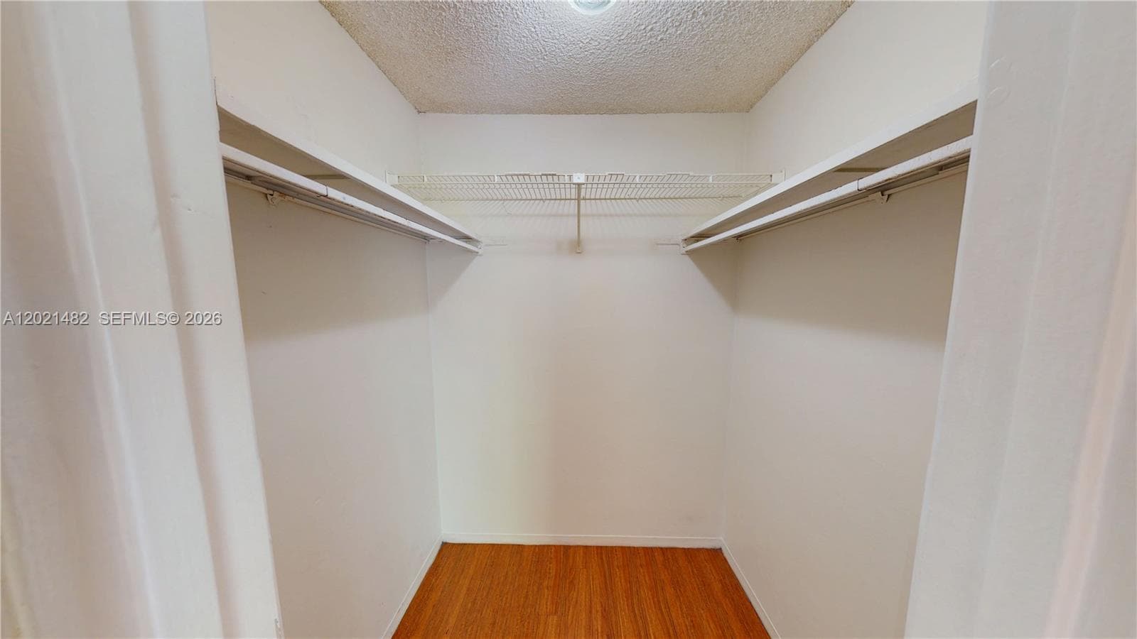 8860 Fontainebleau Blvd 405 photo 16
