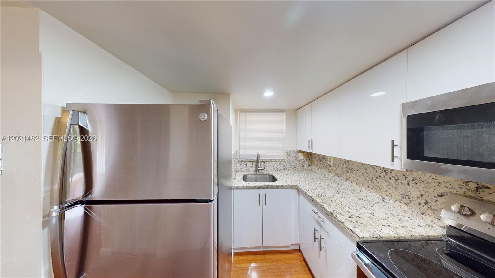 8860 Fontainebleau Blvd 405 photo 7