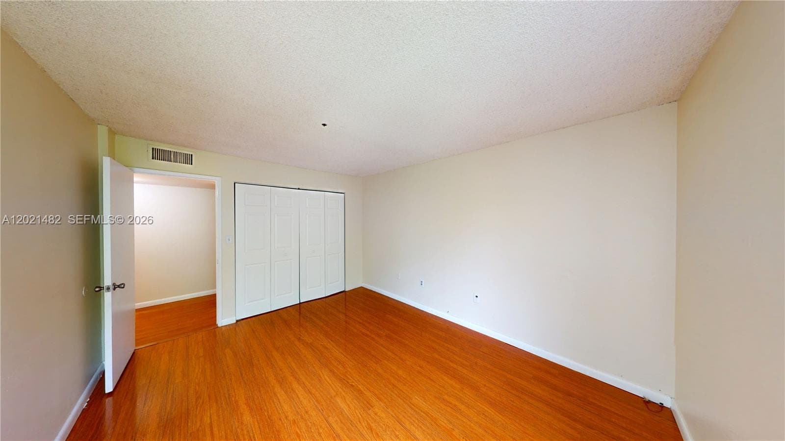8860 Fontainebleau Blvd 405 photo 9