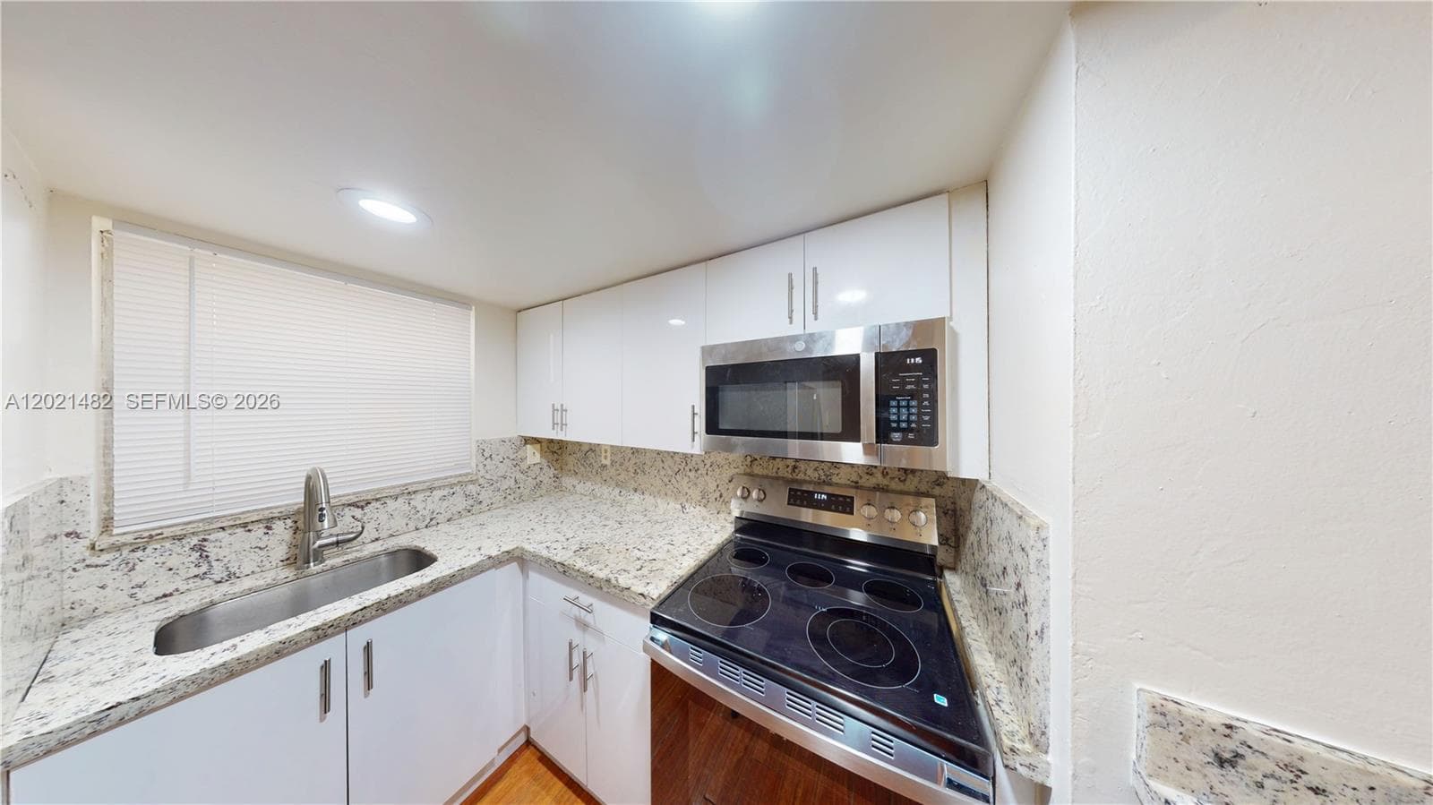 8860 Fontainebleau Blvd 405 photo 8