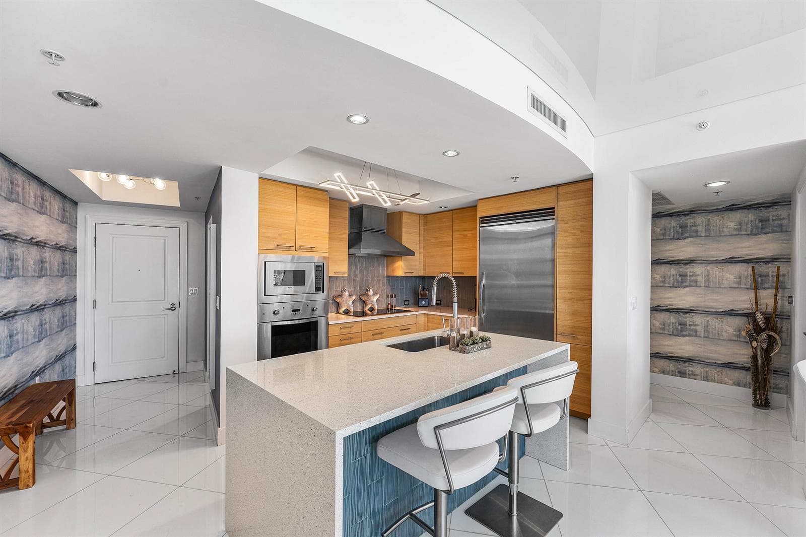 1 N Ocean Boulevard 513 photo 13