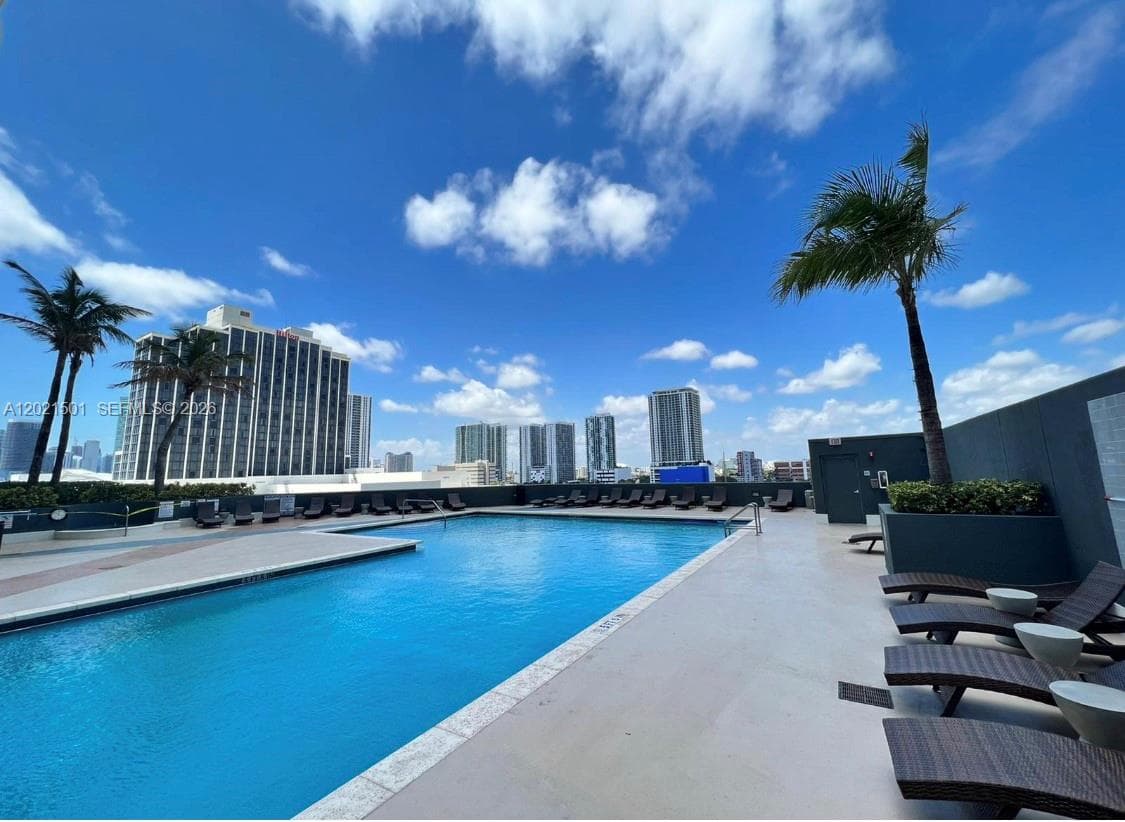 1750 Bayshore Dr 4305 photo 23
