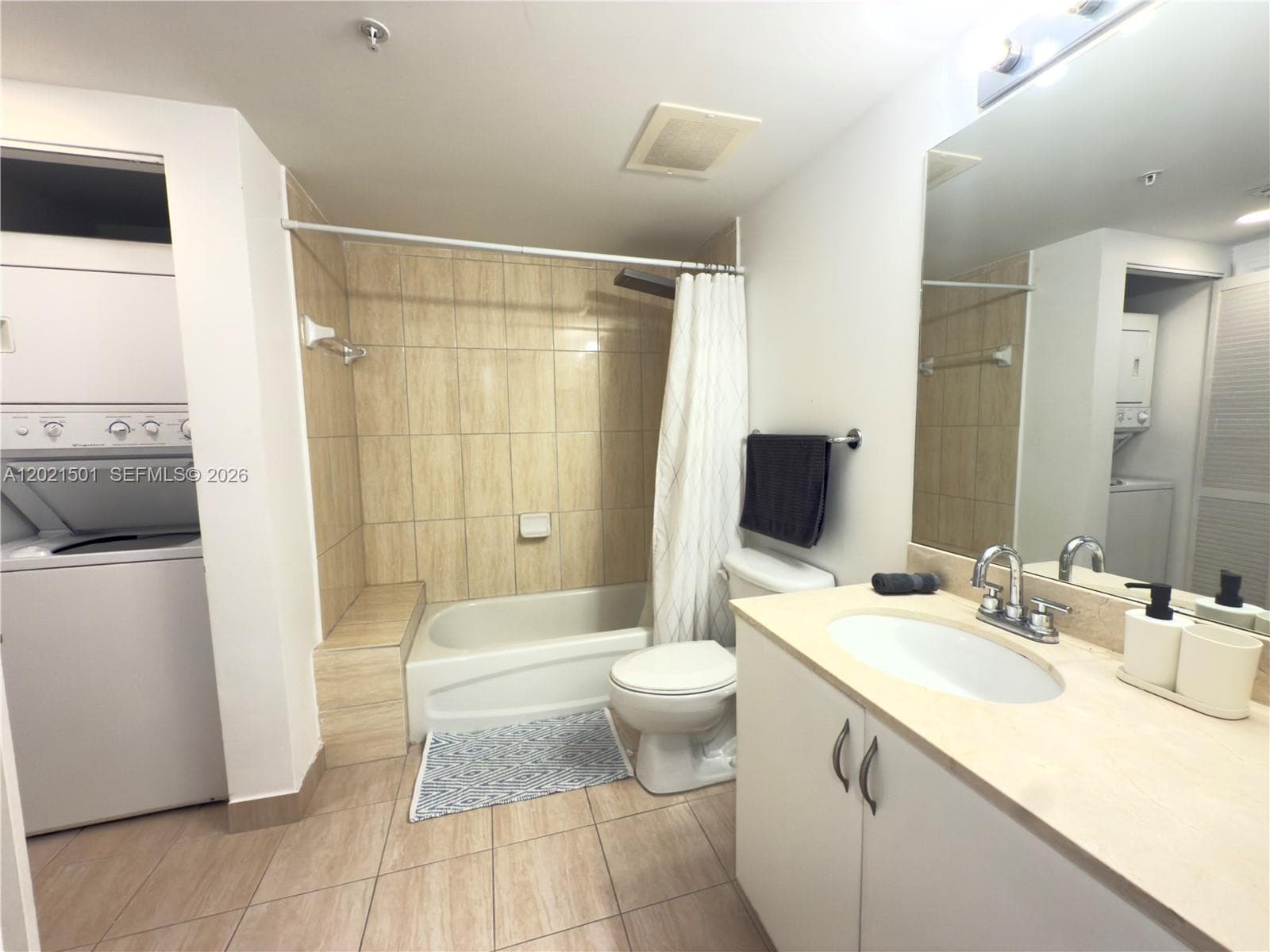 1750 Bayshore Dr 4305 photo 17