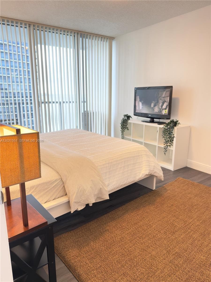 1750 Bayshore Dr 4305 photo 14