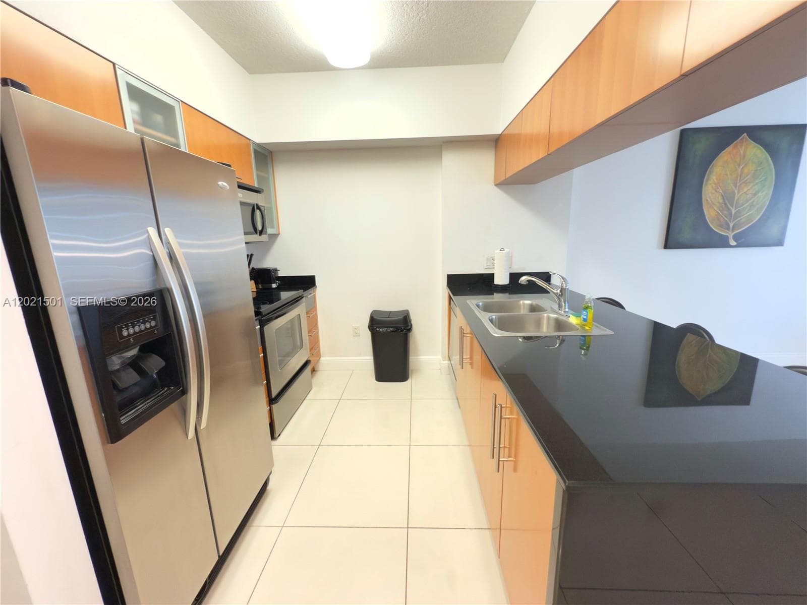 1750 Bayshore Dr 4305 photo 4