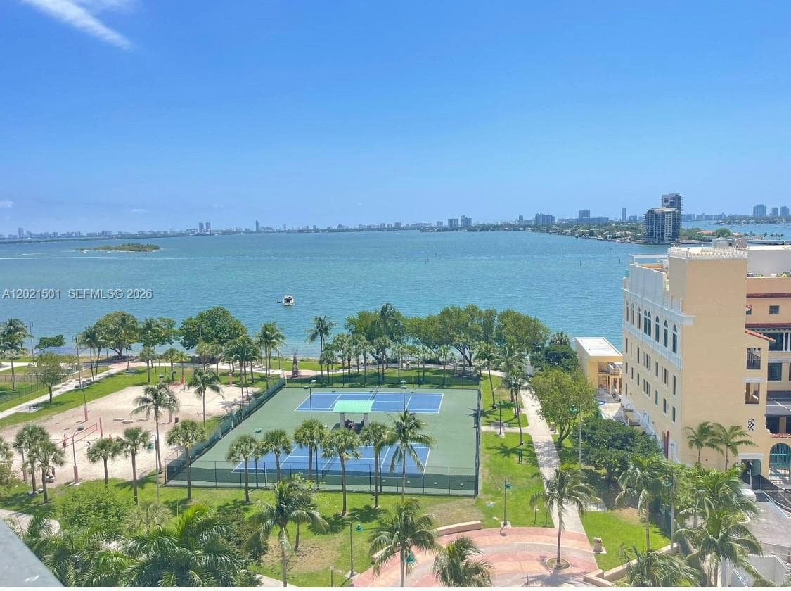 1750 Bayshore Dr 4305 photo 25
