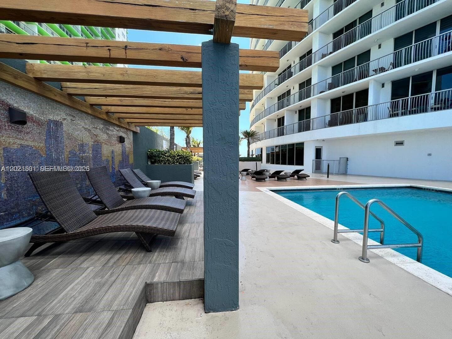 1750 Bayshore Dr 4305 photo 21