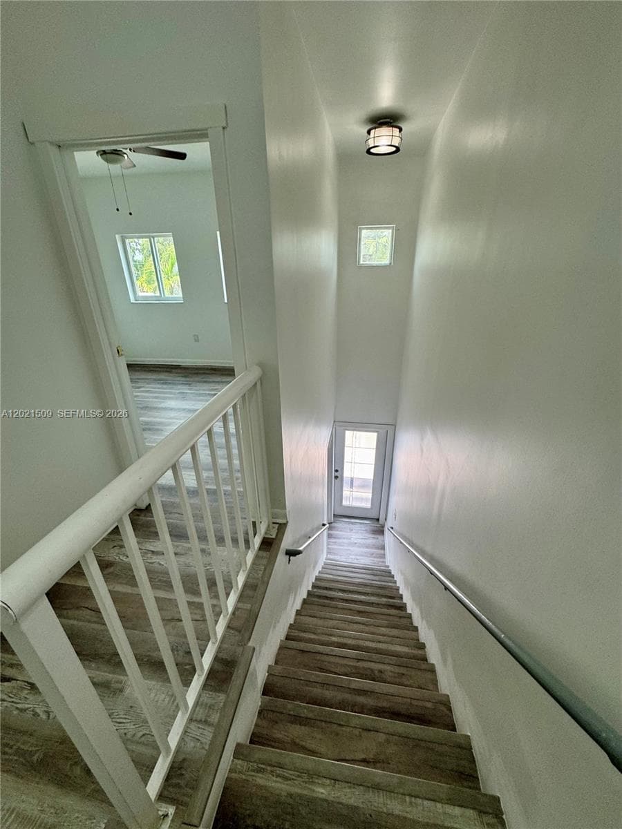 2408 NE 135th St 2408 photo 24