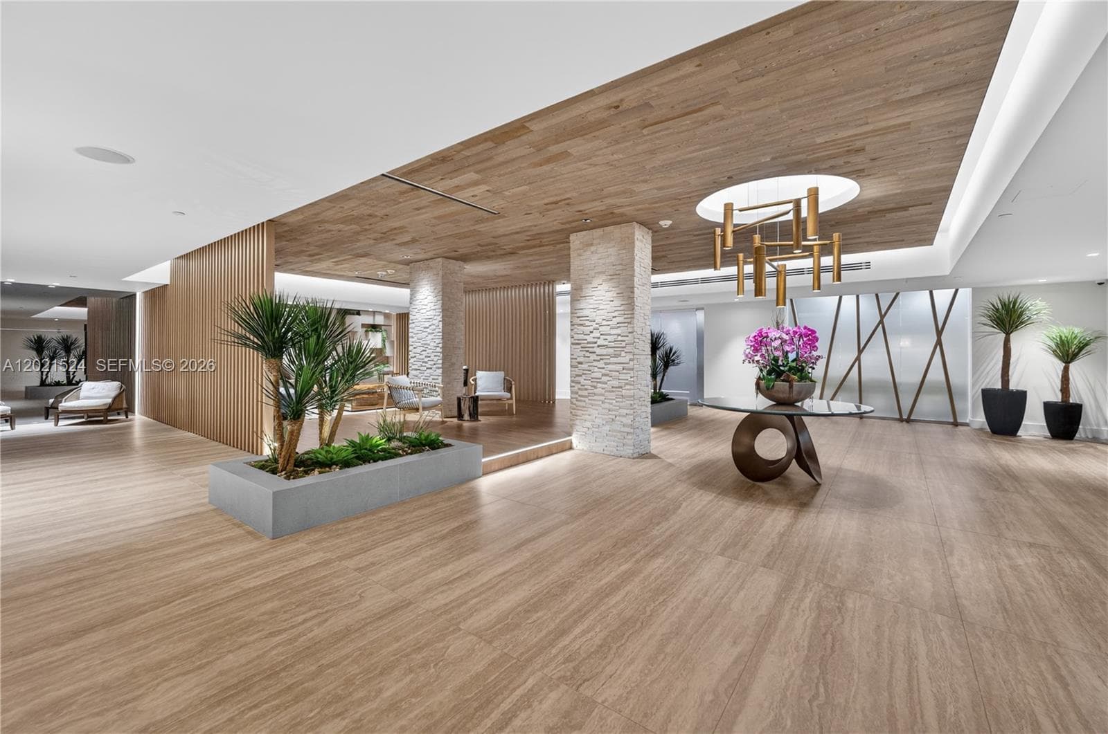 2301 Collins Ave 415 photo 7
