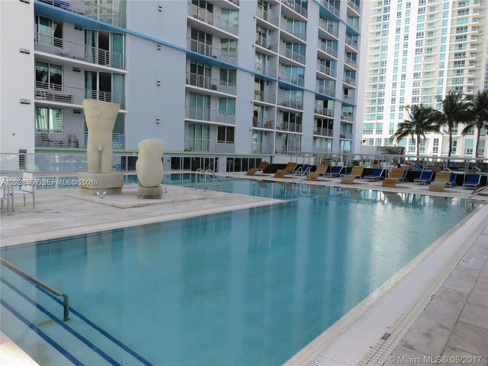 325 S Biscayne Blvd 2115 photo 13