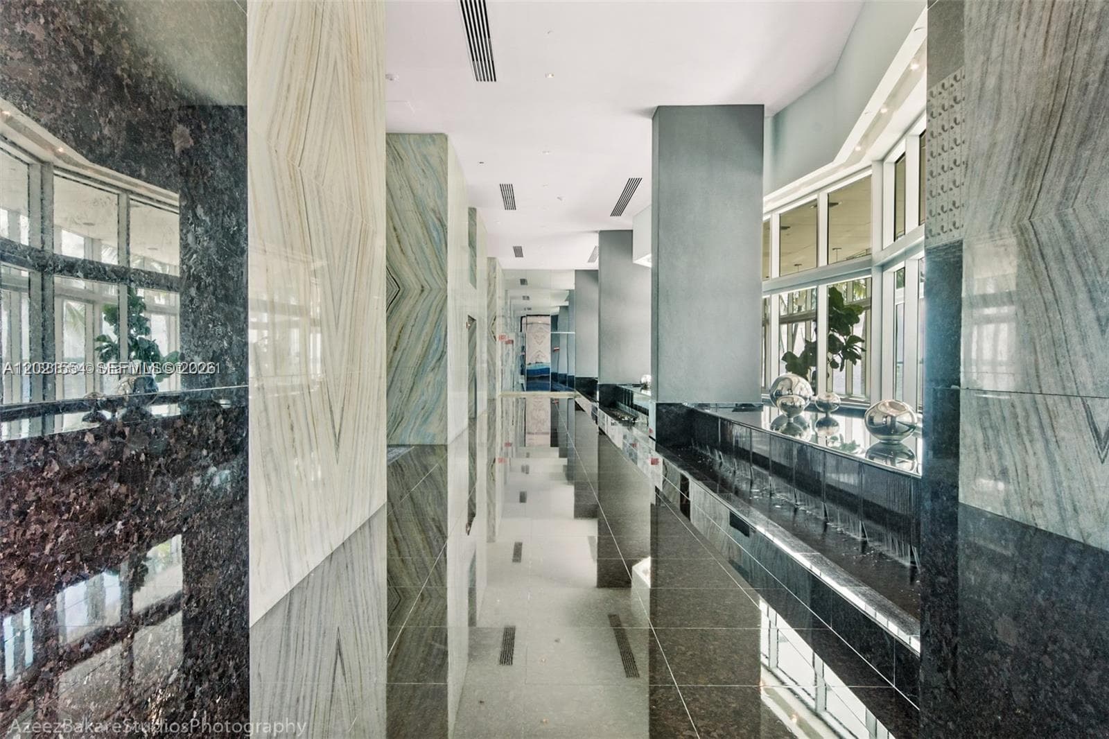 325 S Biscayne Blvd 2115 photo 7