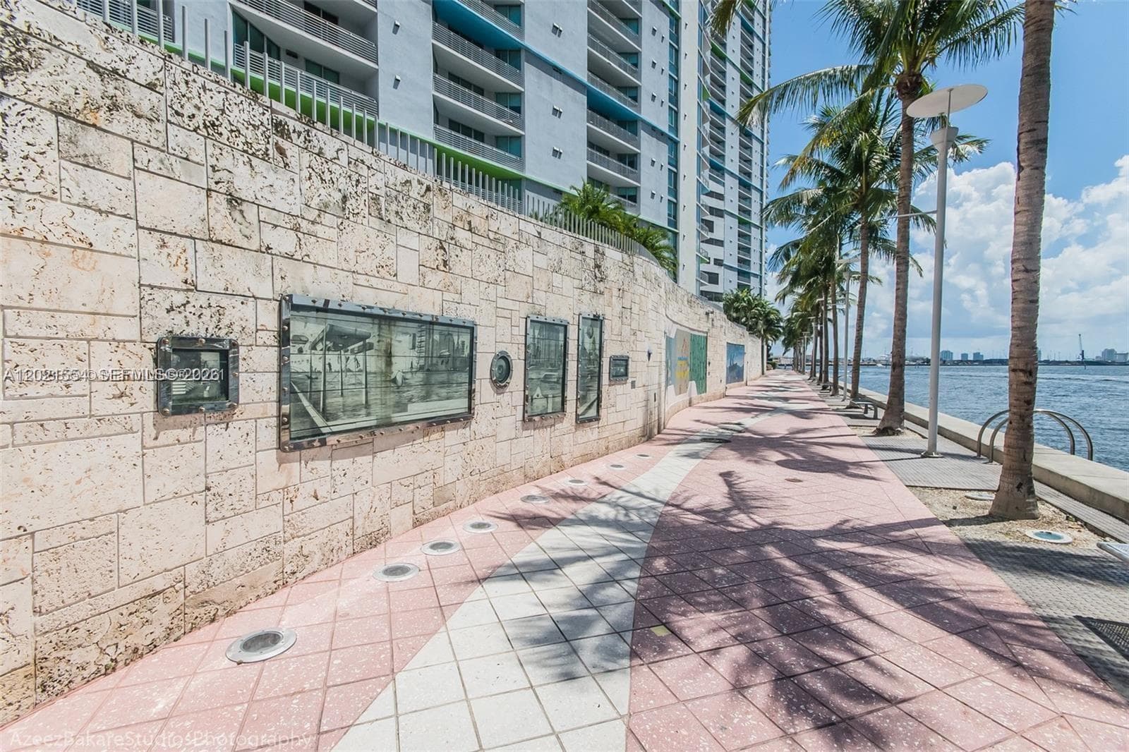 325 S Biscayne Blvd 2115 photo 11