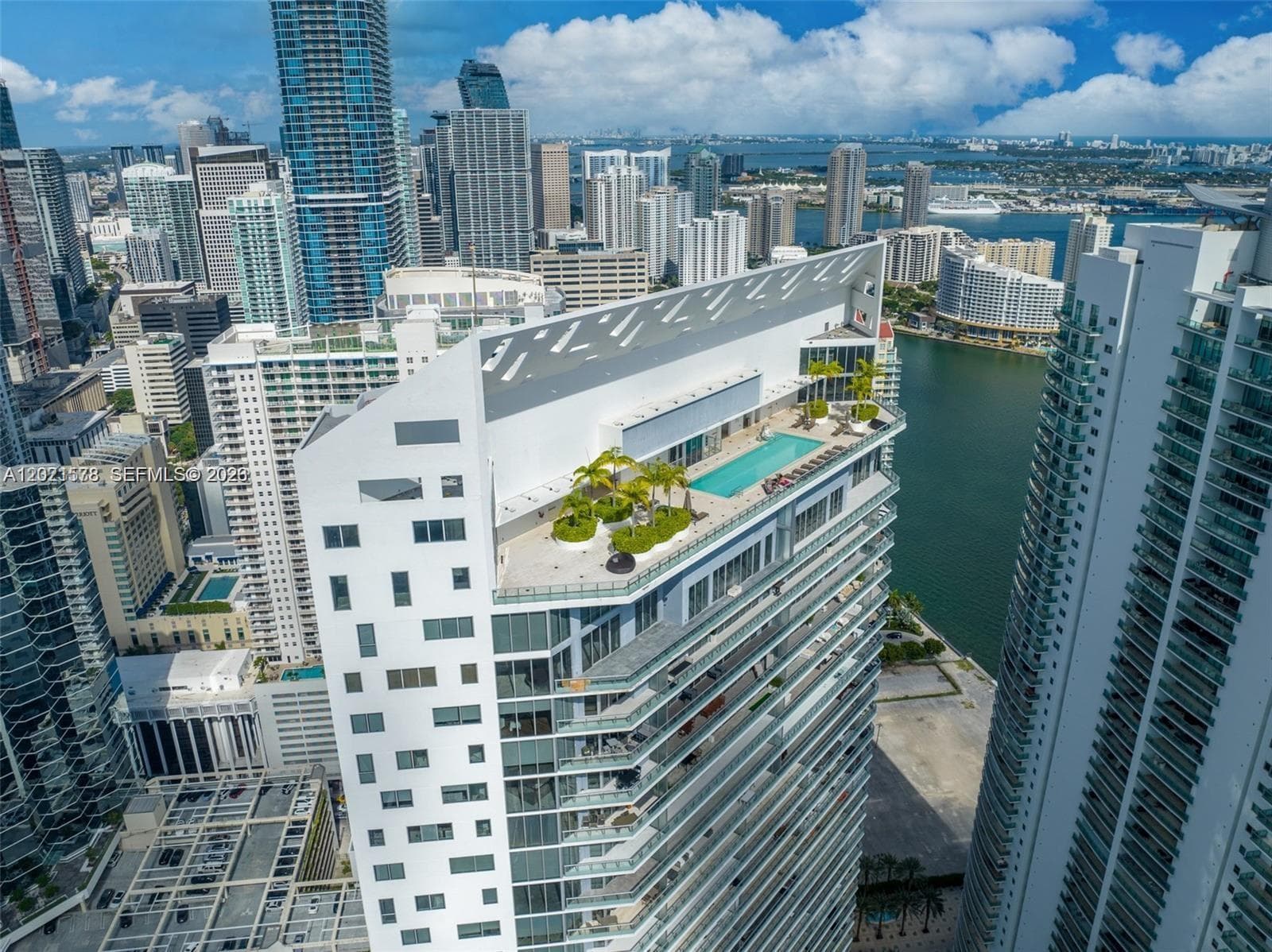 1300 Brickell Bay Dr 2104 photo 24