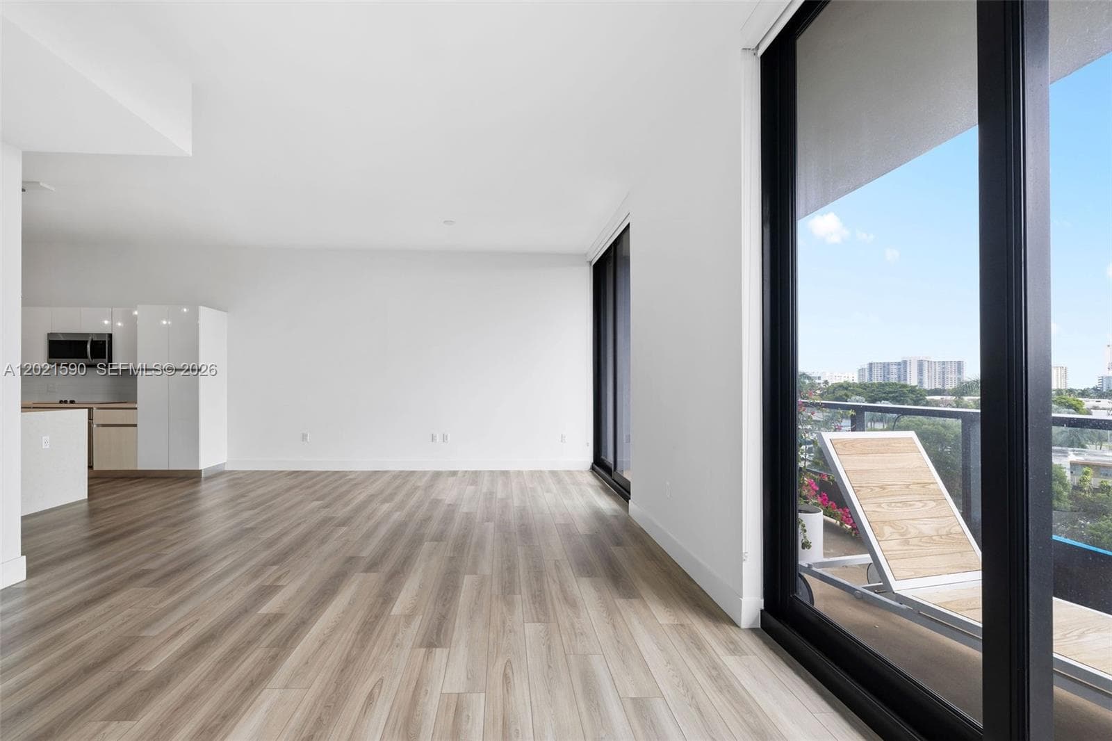 101 Diplomat Pkwy 410 photo 7
