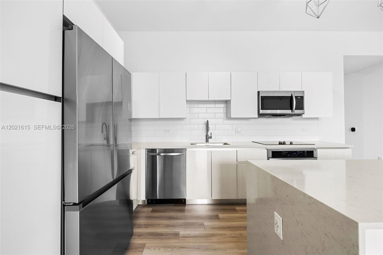 101 Diplomat Pkwy 308 photo 6