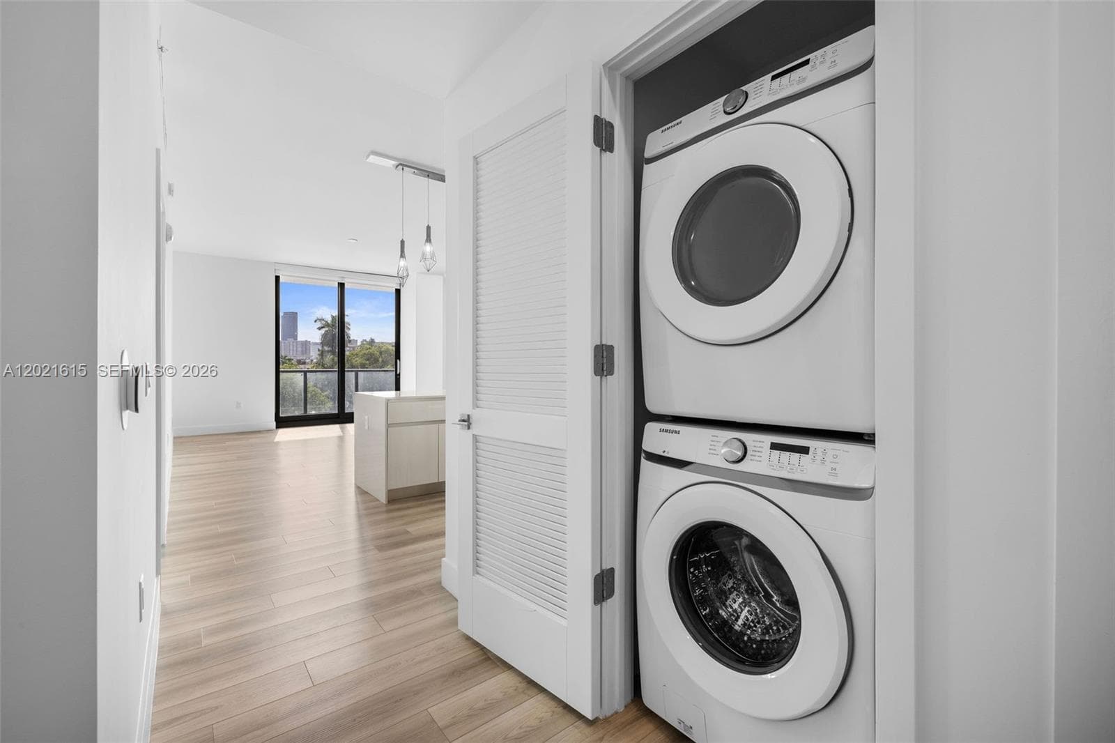 101 Diplomat Pkwy 308 photo 13