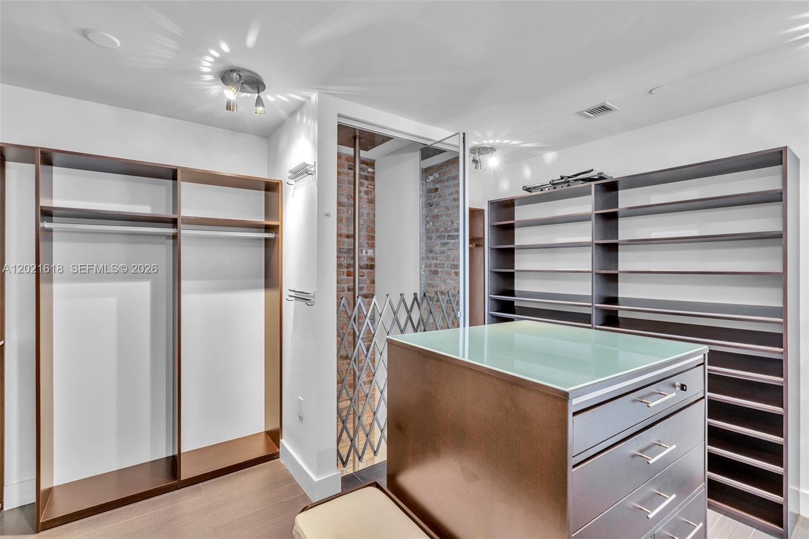 1100 Biscayne Blvd 2706 photo 16
