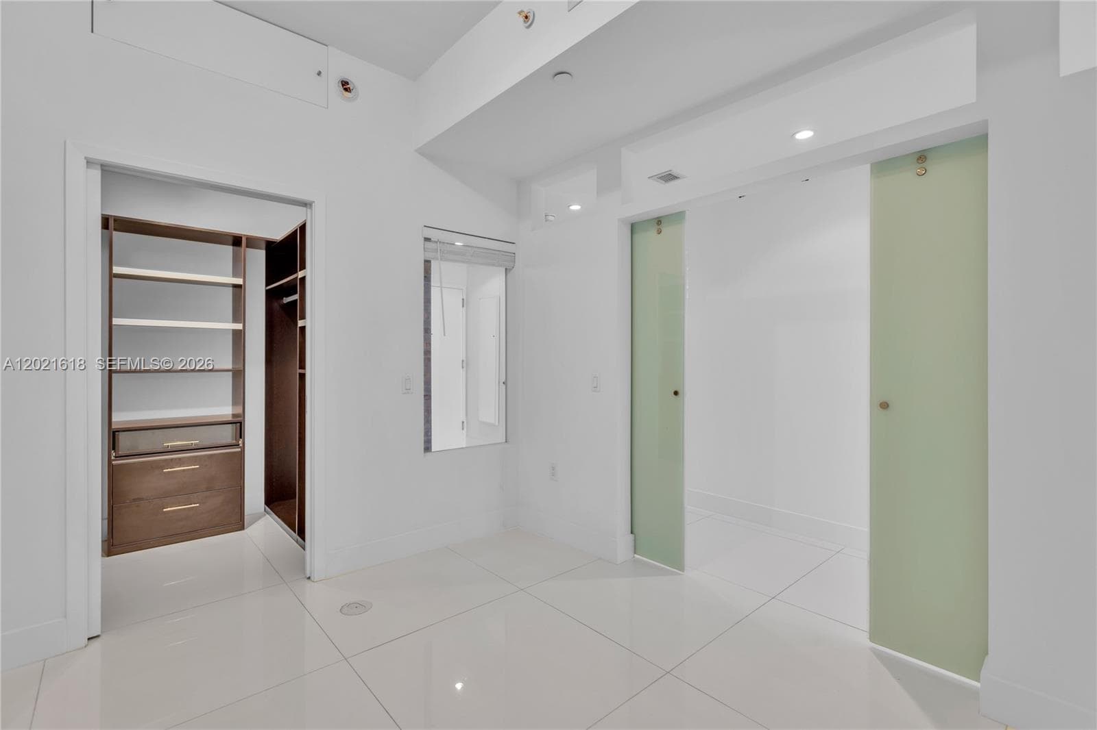 1100 Biscayne Blvd 2706 photo 20