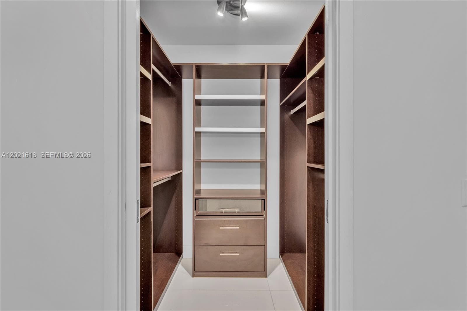 1100 Biscayne Blvd 2706 photo 21