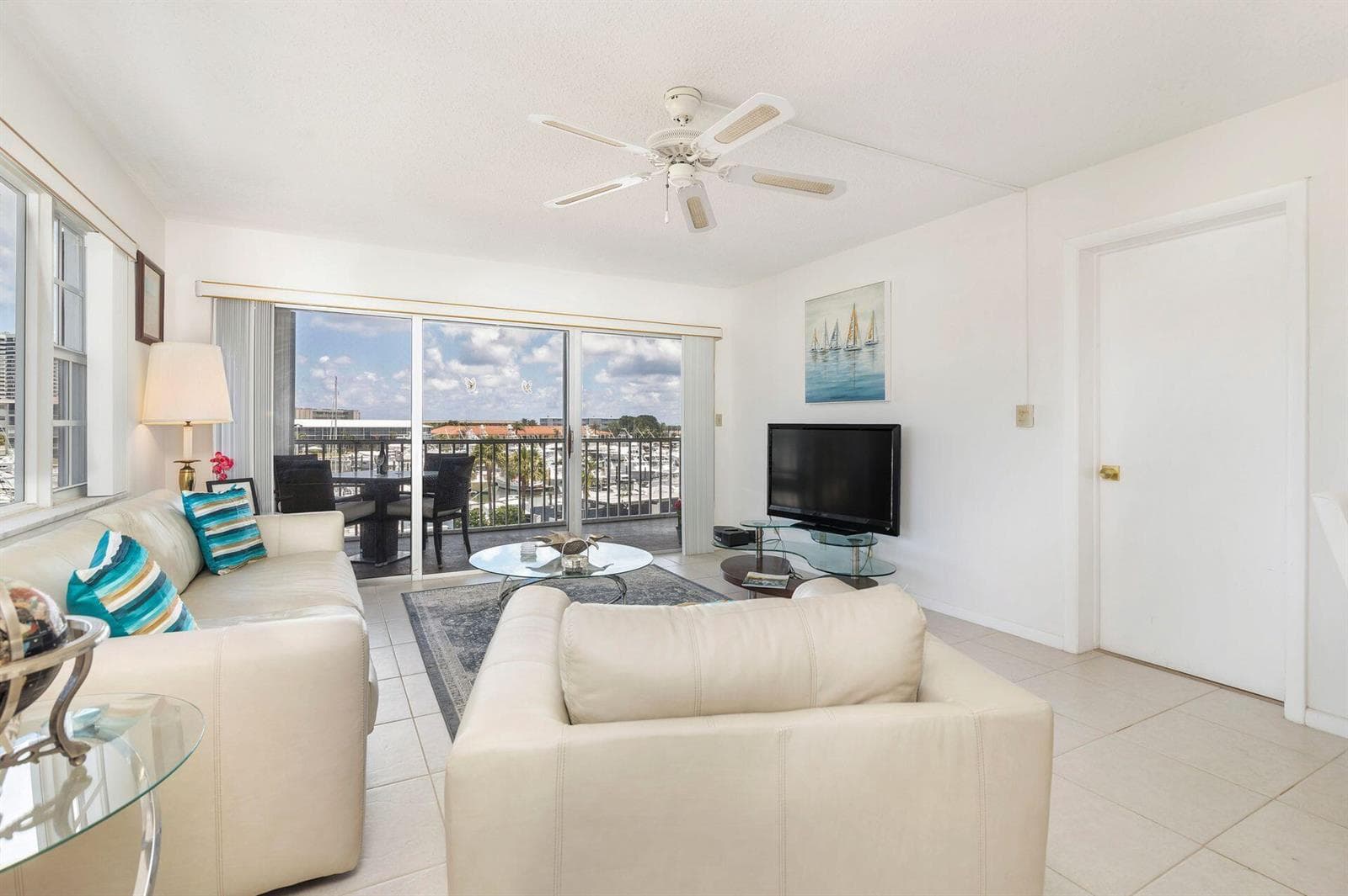 907 Marina Drive 310 photo 3
