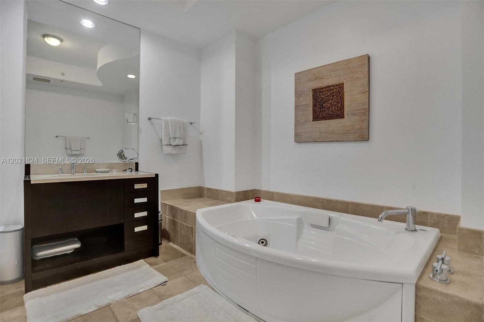 18201 COLLINS AV 4108 photo 23