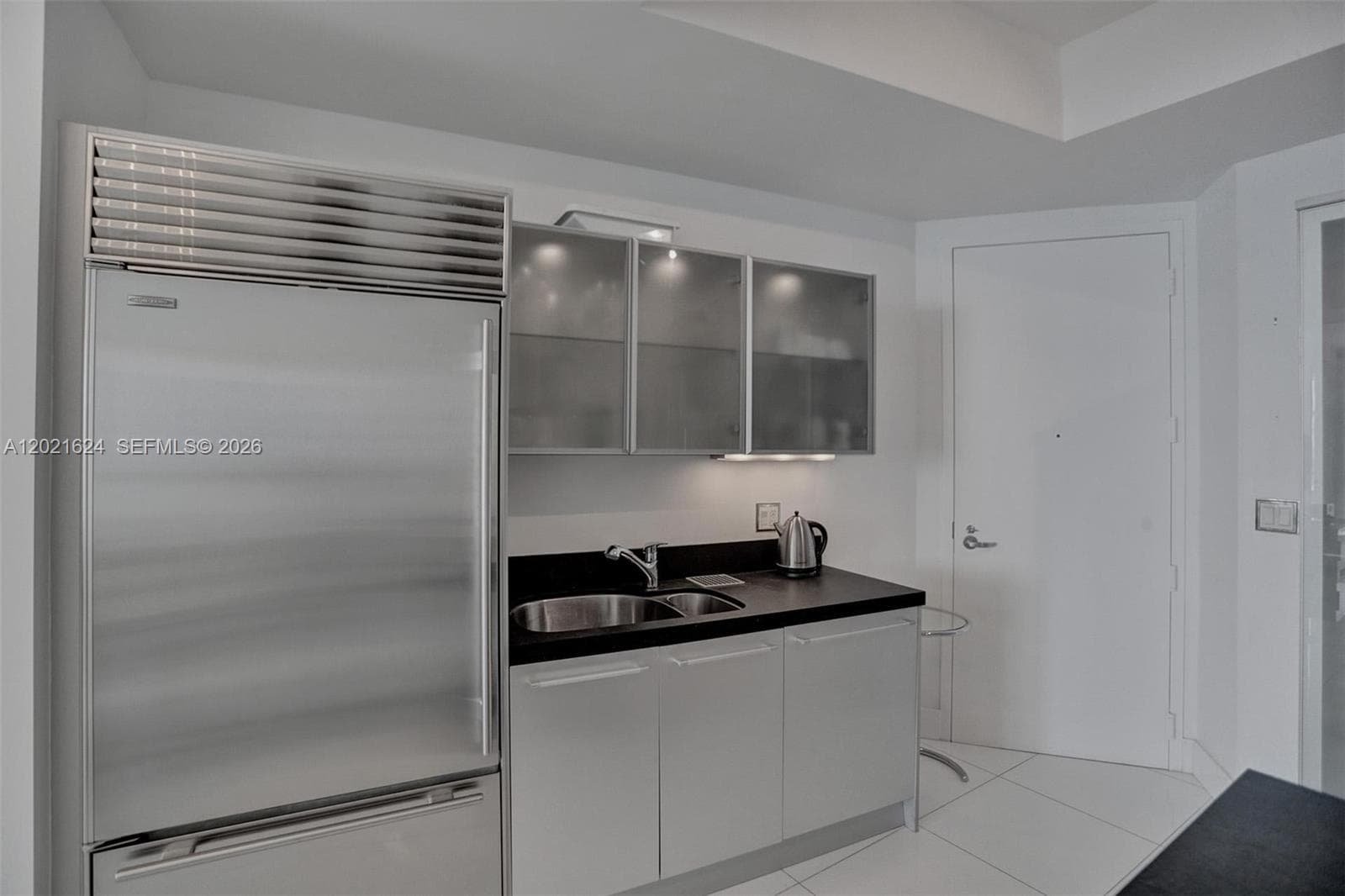 18201 COLLINS AV 4108 photo 6