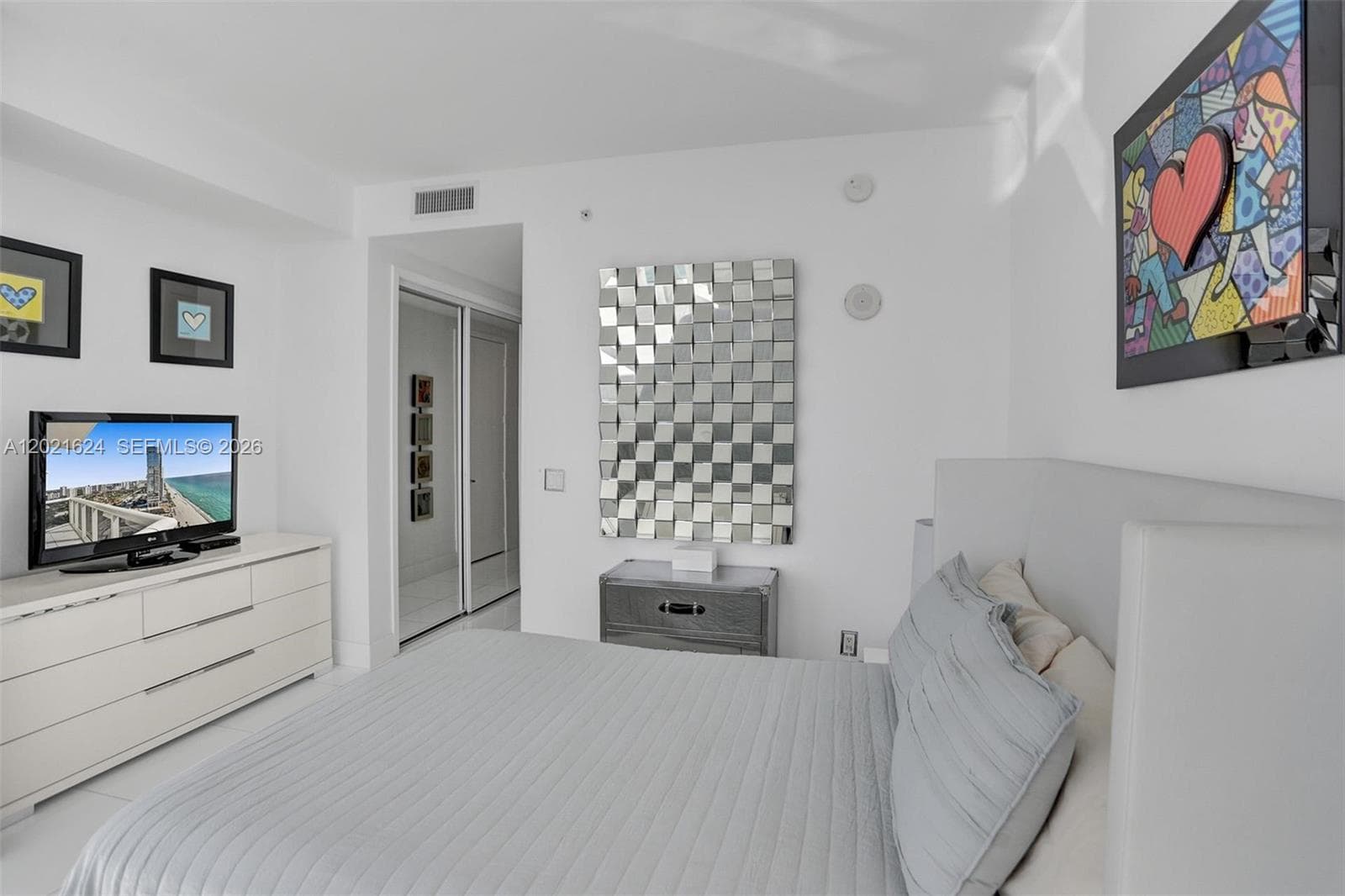 18201 COLLINS AV 4108 photo 21
