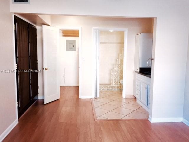 236 Castlewood Dr 104 photo 7