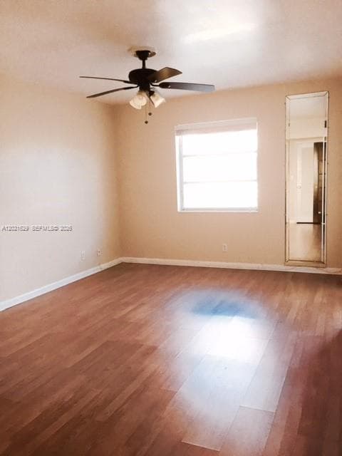 236 Castlewood Dr 104 photo 5