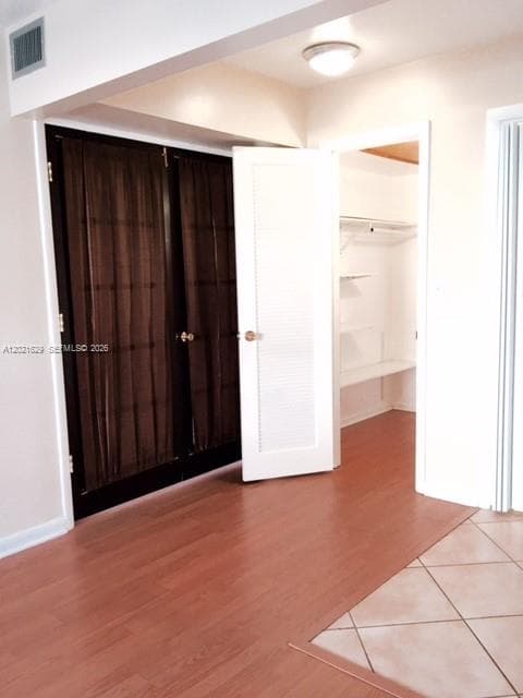 236 Castlewood Dr 104 photo 8