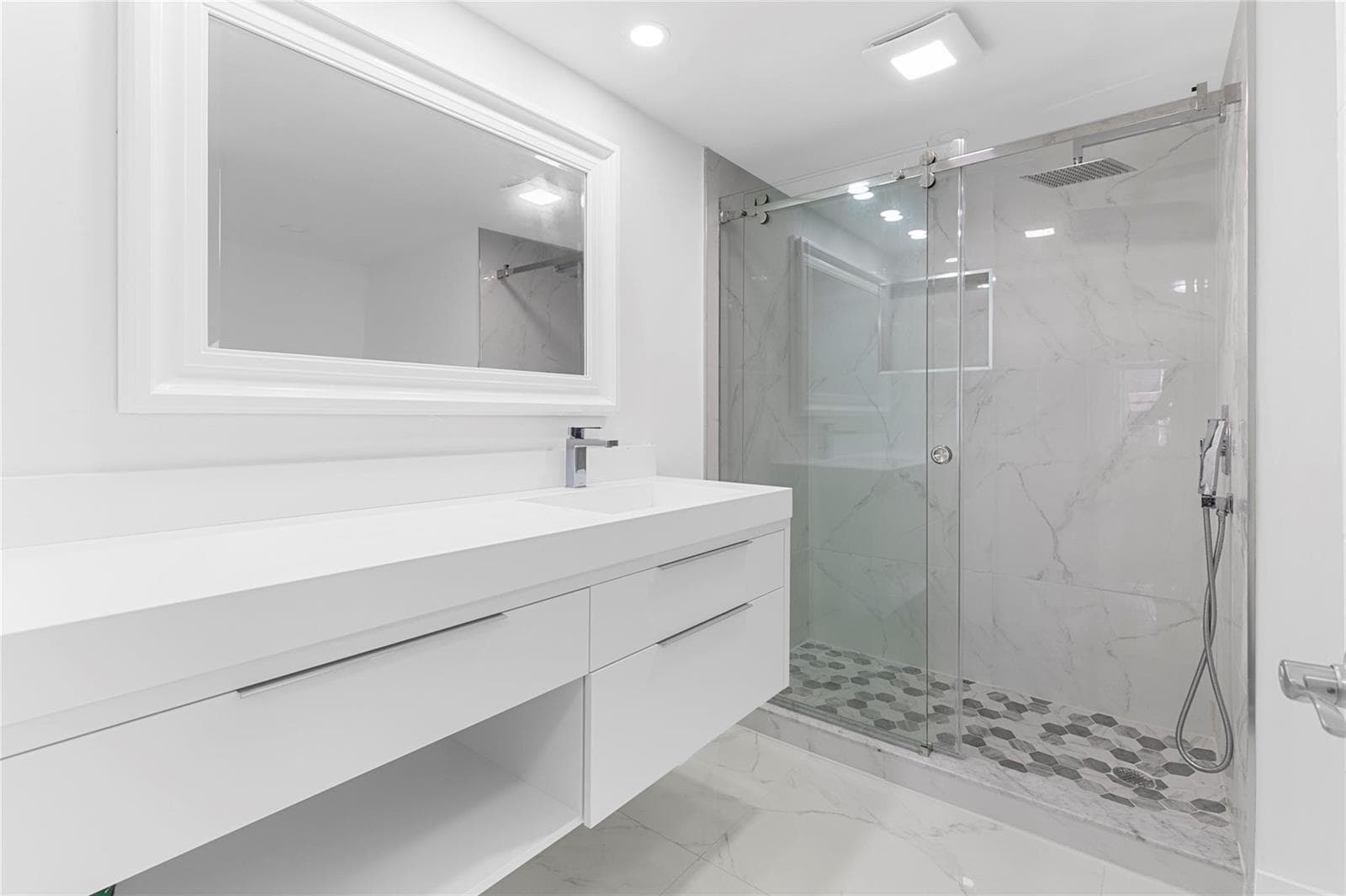 3750 Galt Ocean Drive 209 photo 11