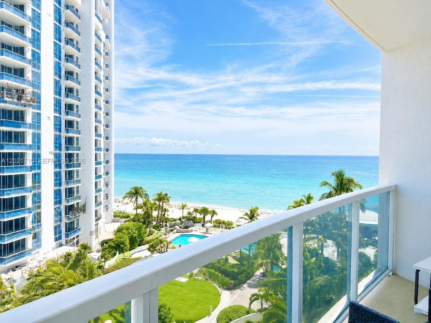 18001 Collins Ave 605 photo 5