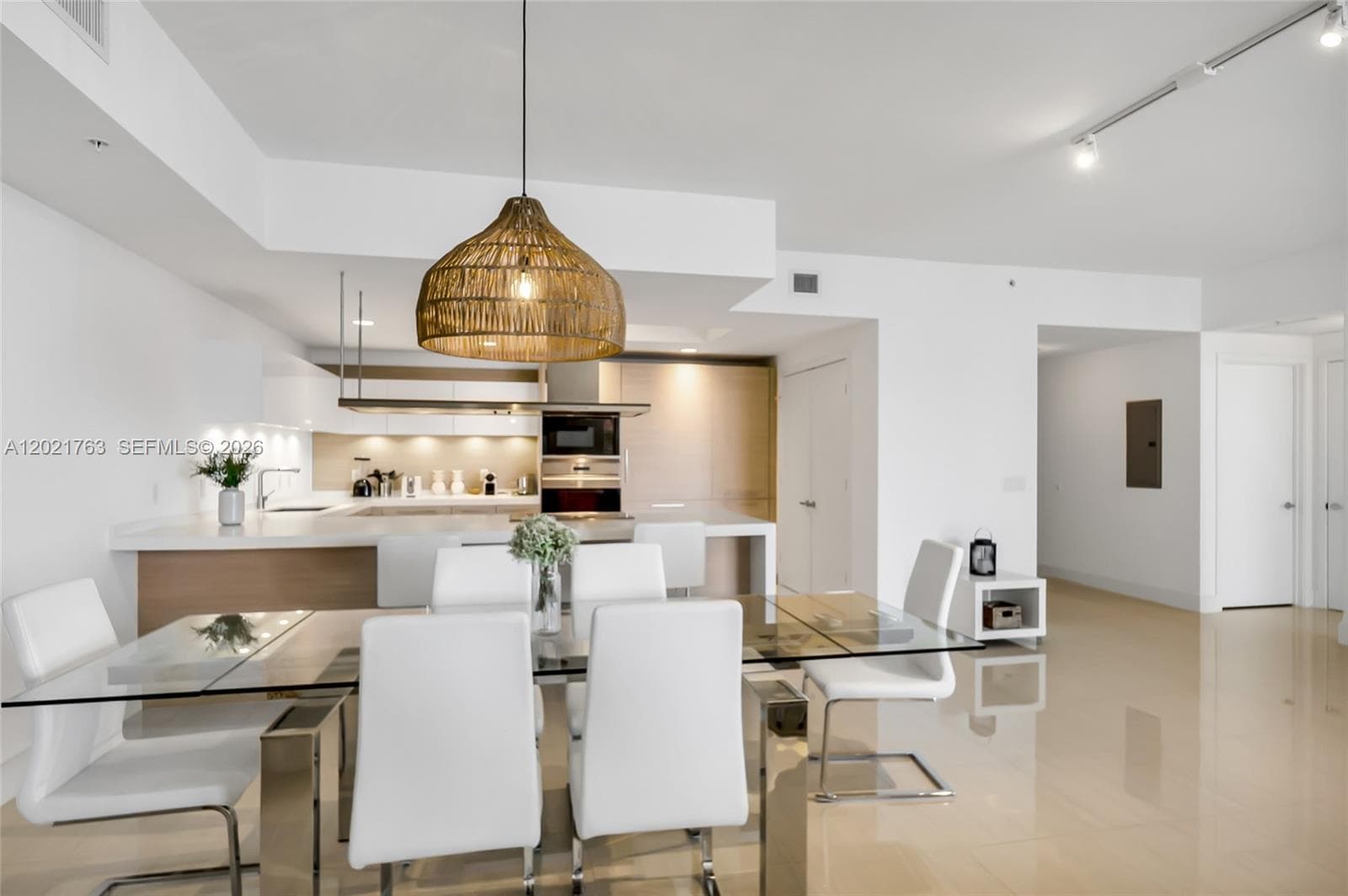 17301 Biscayne Blvd 907 photo 24