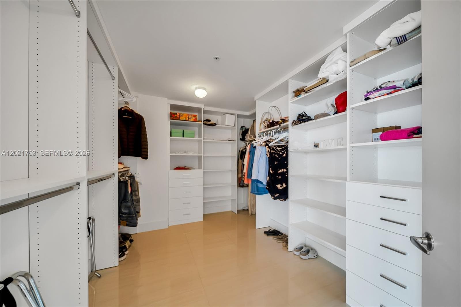 17301 Biscayne Blvd 907 photo 18