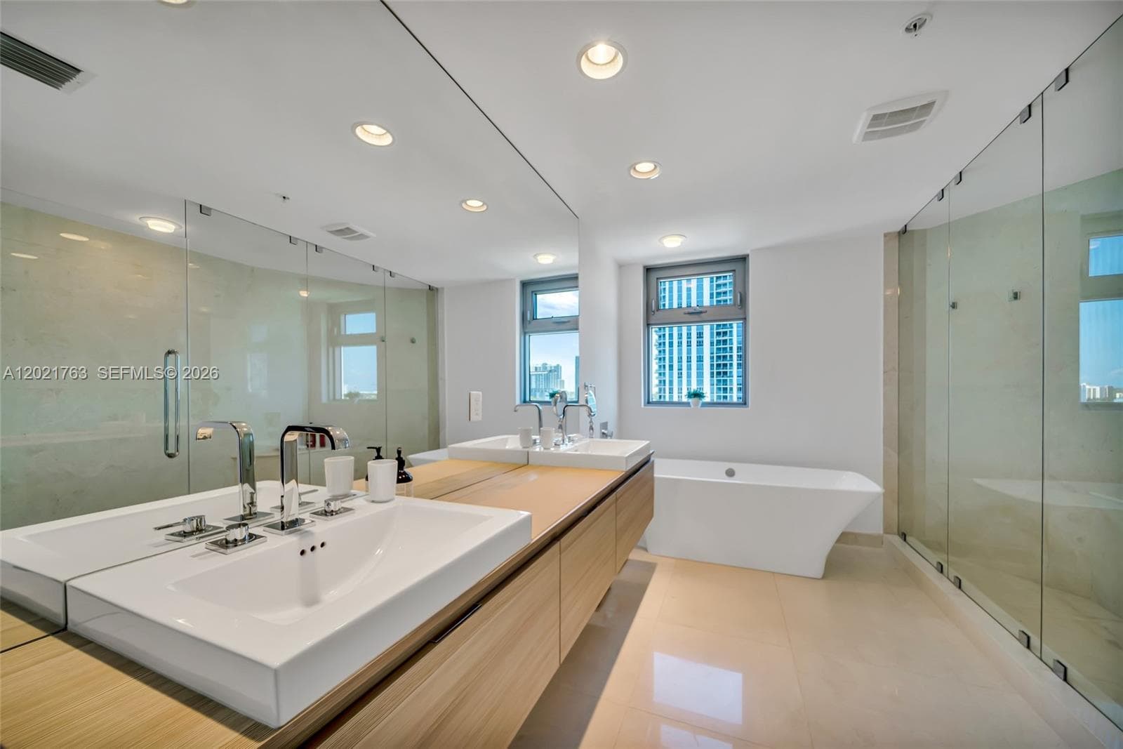 17301 Biscayne Blvd 907 photo 19