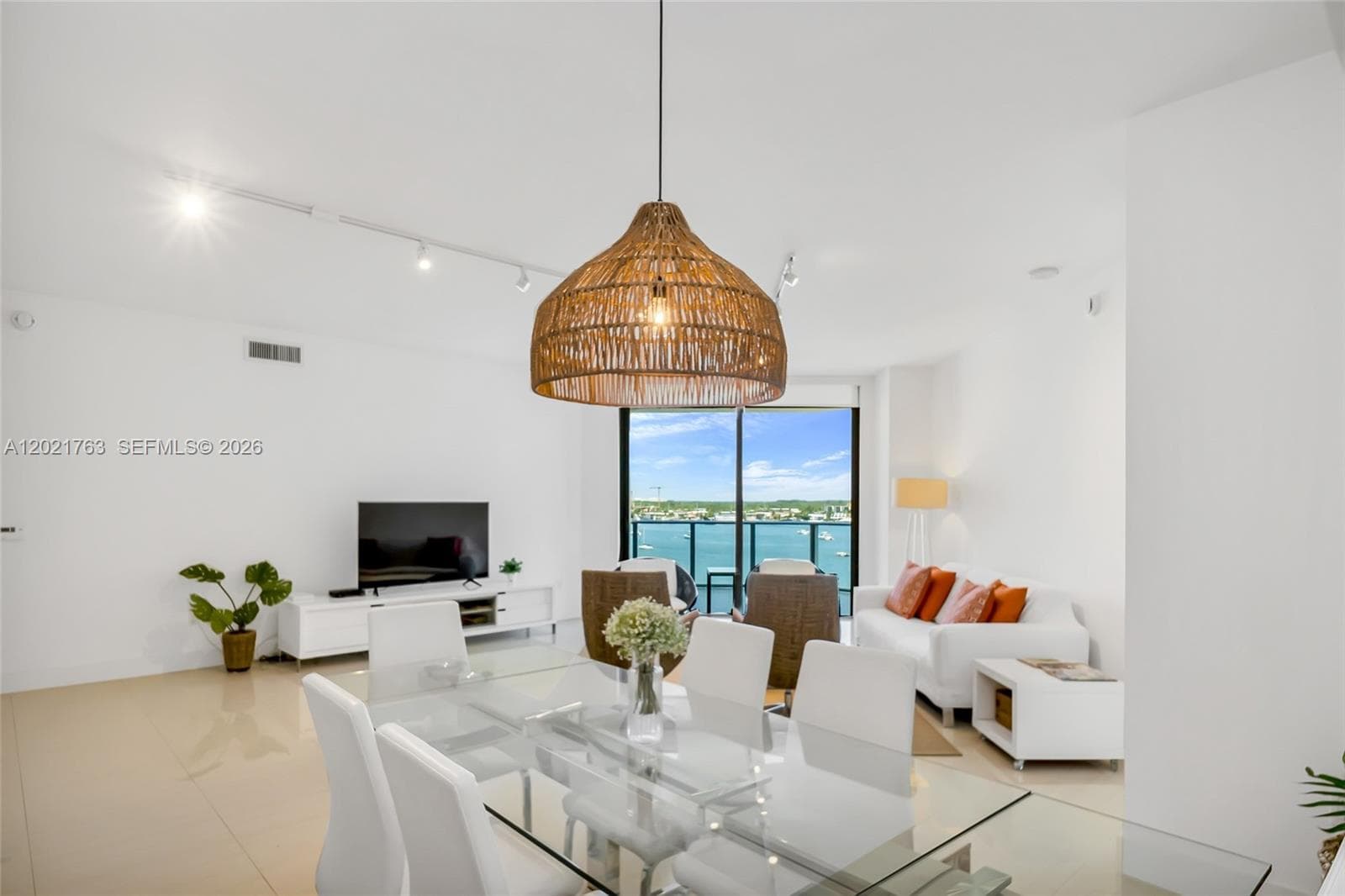 17301 Biscayne Blvd 907 photo 8